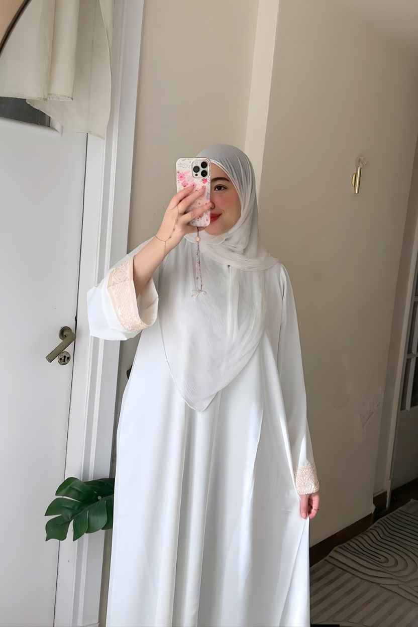 Aura Classic Abaya